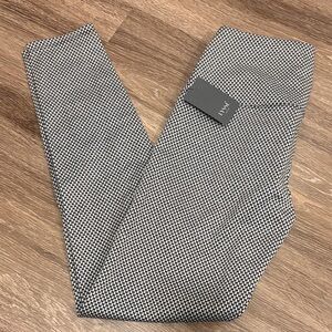 Black and White Patterned Leggings